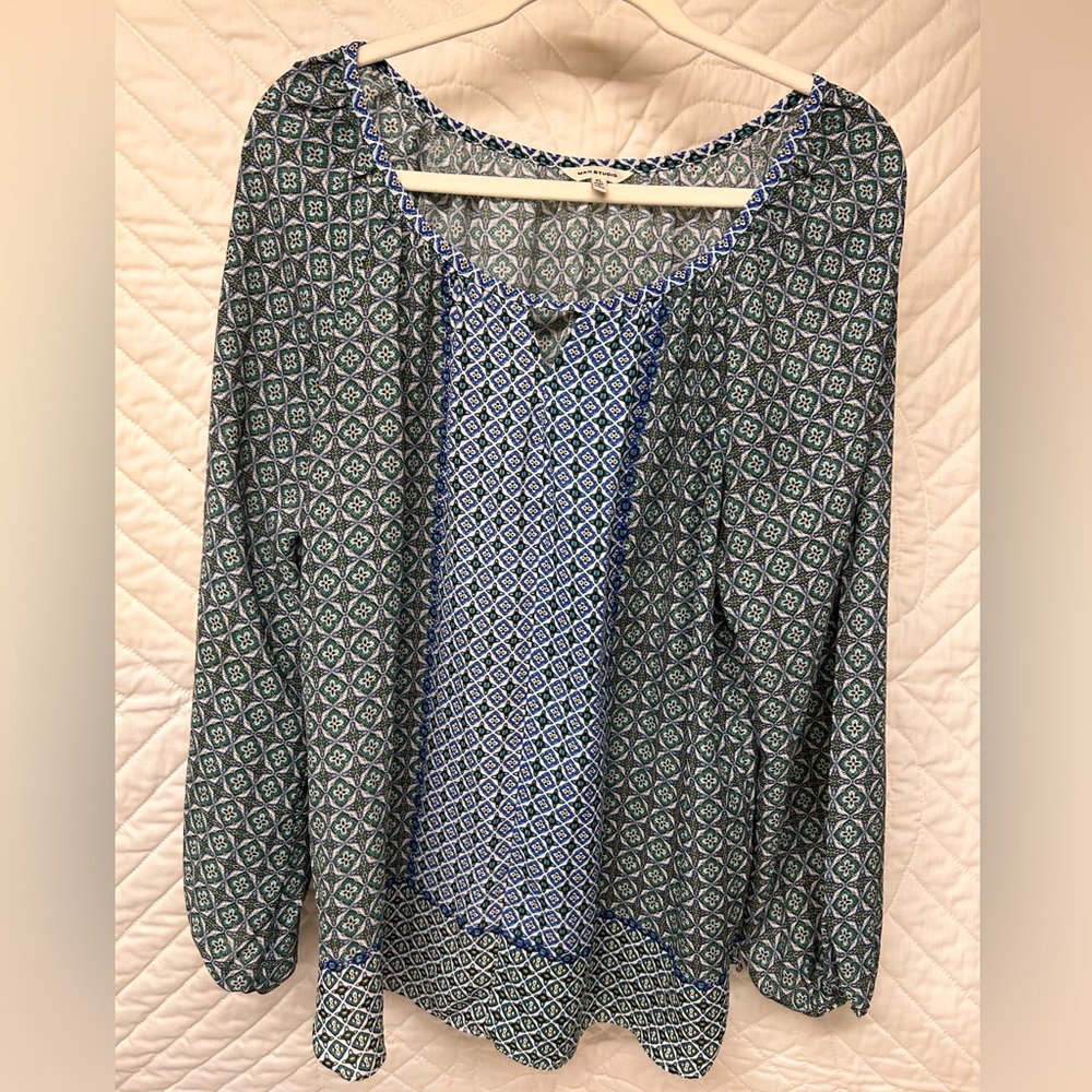 Maxx Studio Size XL Navy Blue Ditsy Floral Long Sleeve Peasant Blouse